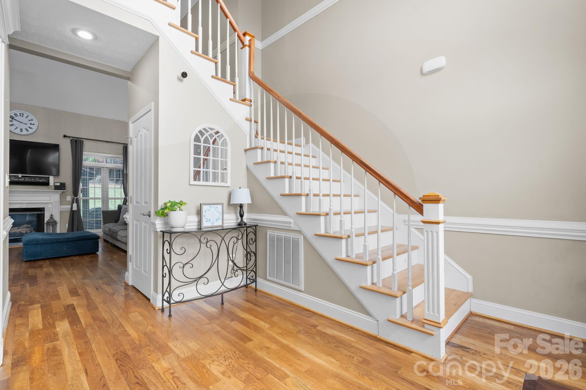 2696 Charleston Court