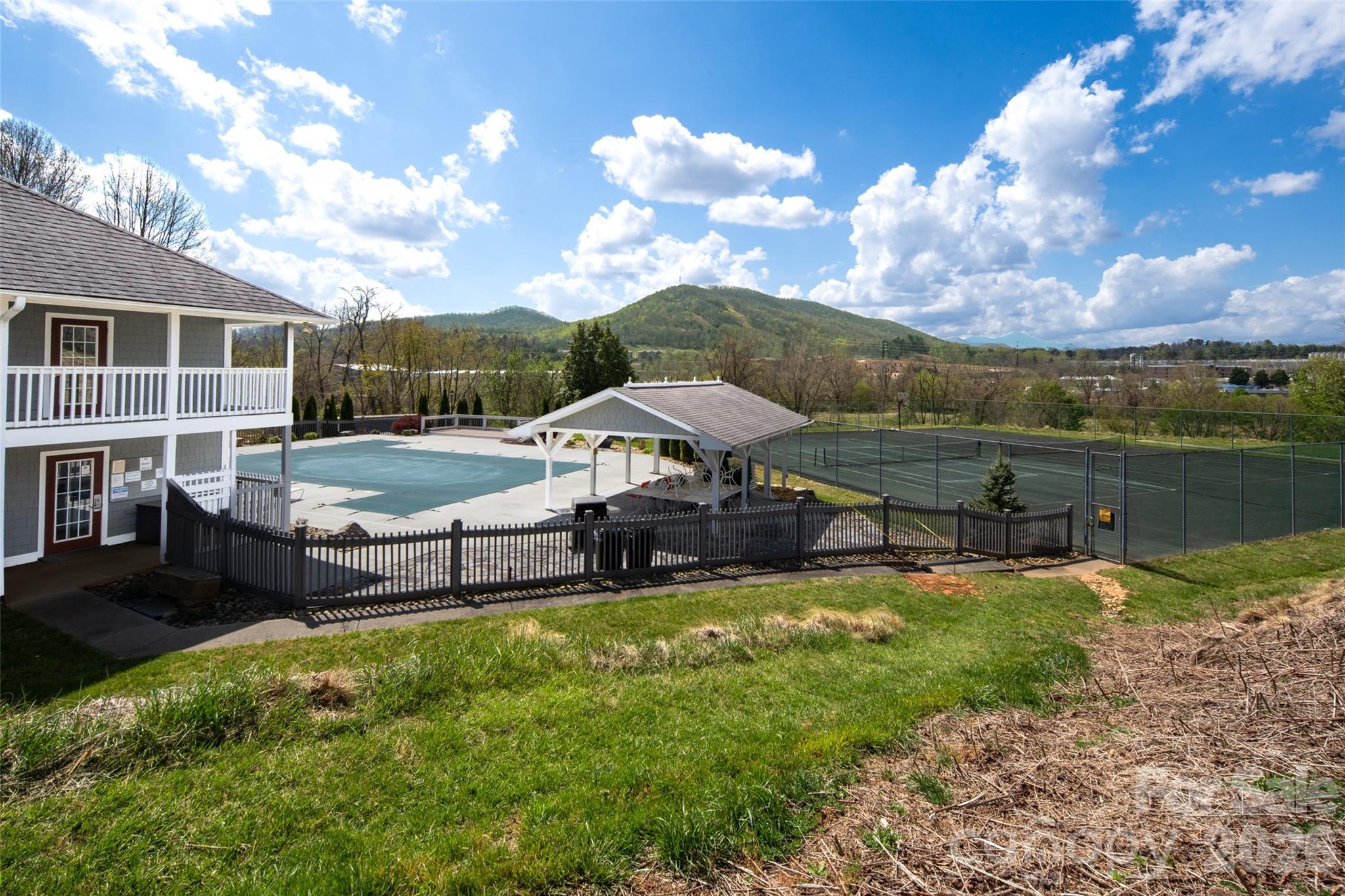 Biltmore Commons - Residential