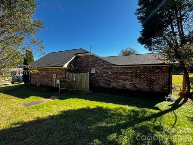 1110 Highland Creek Drive