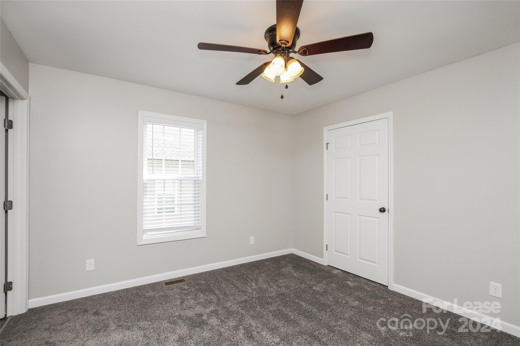 Unknown - Residential Lease