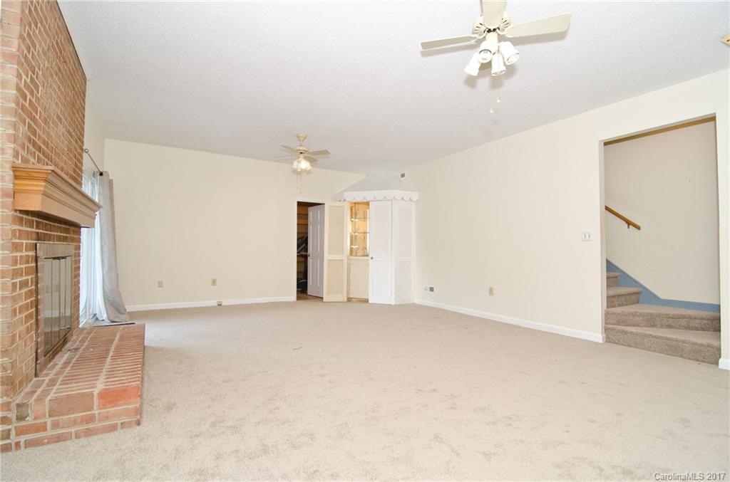 River Hills - Residential