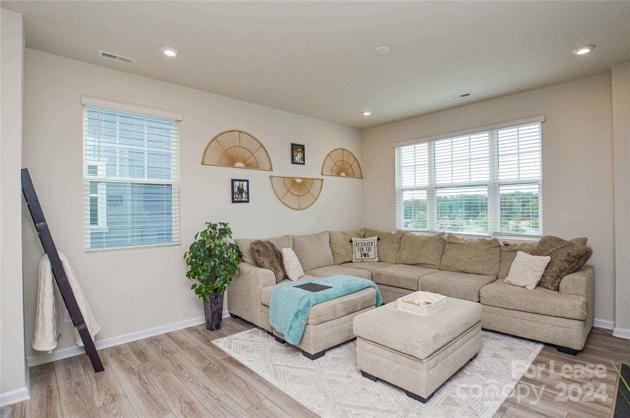 The Grove at Chestnut Park - Residential Lease