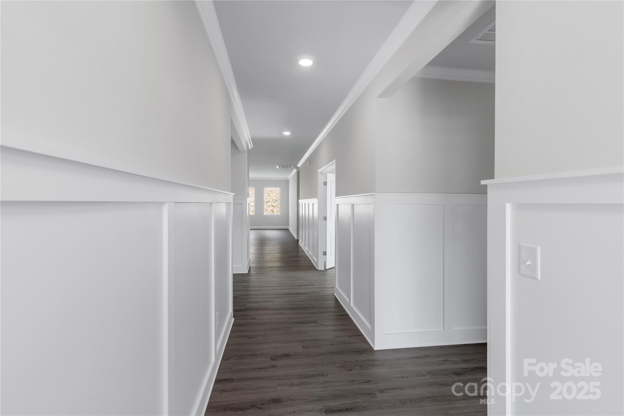 10180 Lakeshore Drive