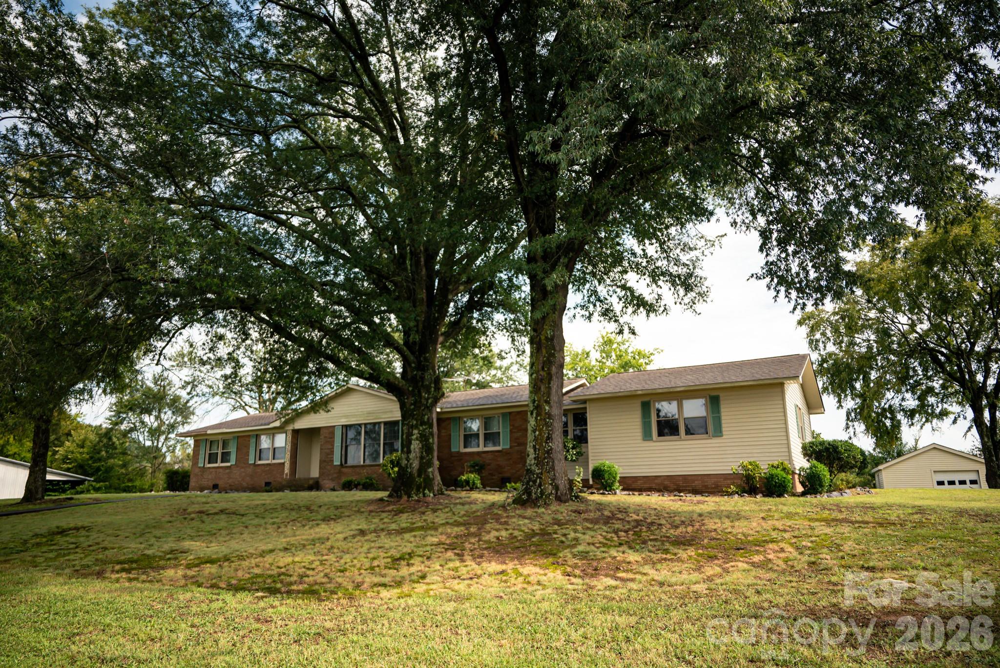 5522 Gilboa Road