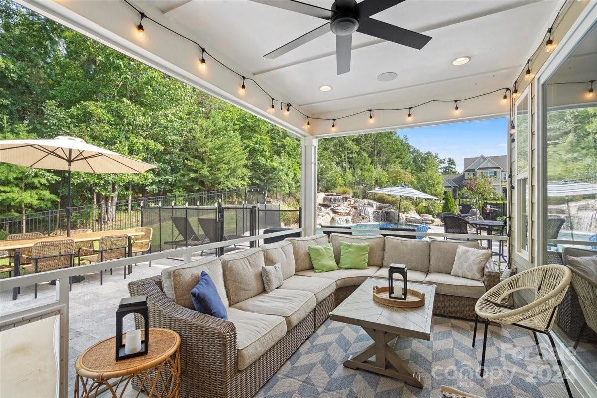 The Palisades - Residential