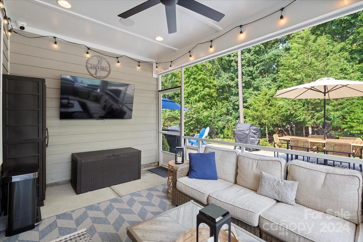 The Palisades - Residential