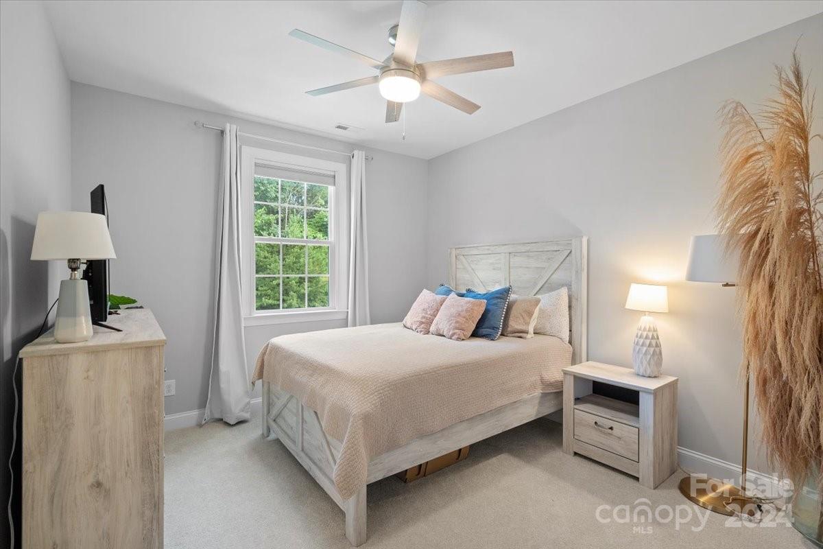 The Palisades - Residential