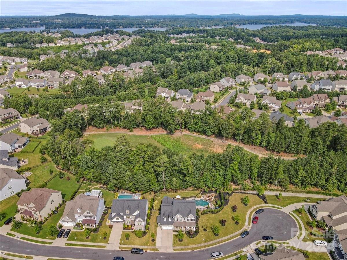 The Palisades - Residential