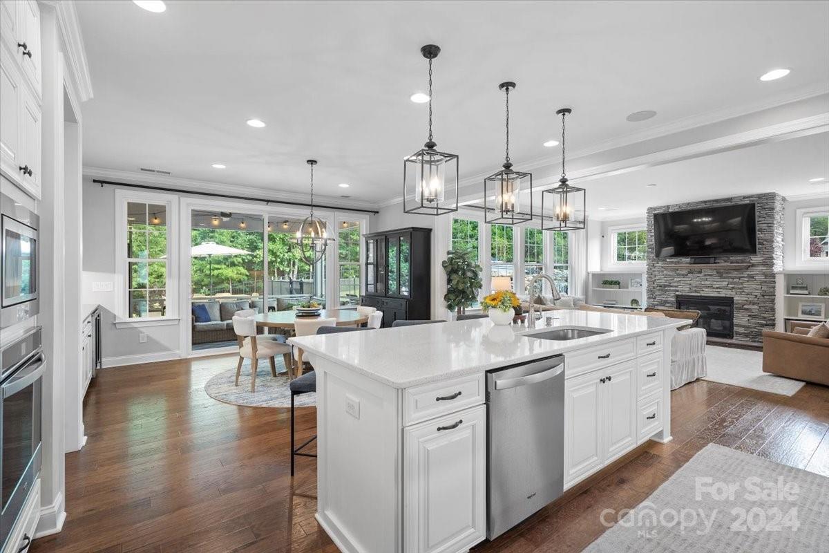 The Palisades - Residential