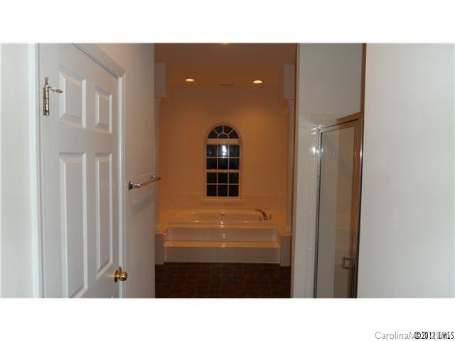 Autumn Cove At Lake Wylie - Residential Lease