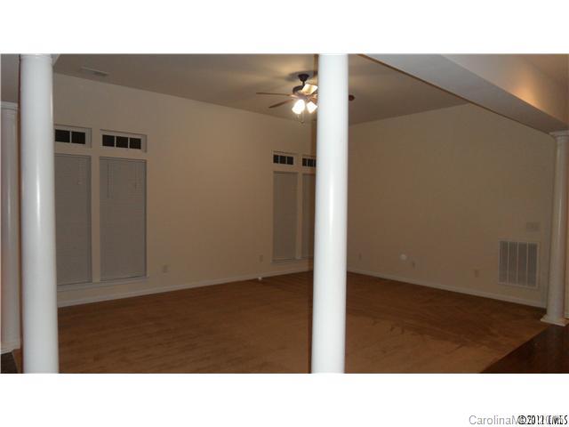 Autumn Cove At Lake Wylie - Residential Lease