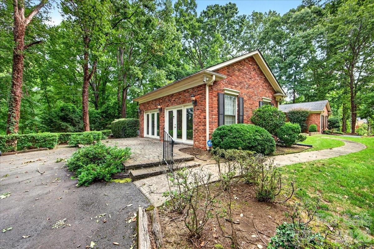 4223 Denbigh Drive