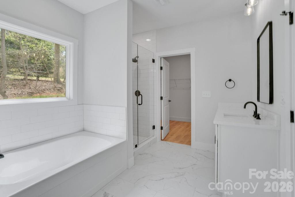 CLONINGER RIDGE - Residential