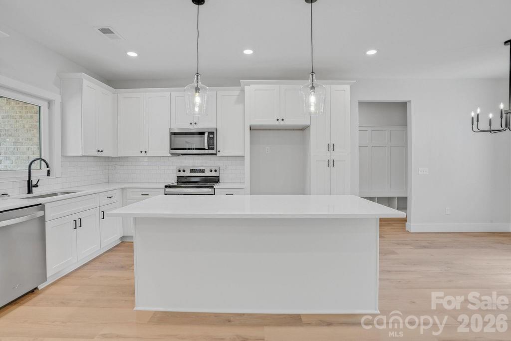 CLONINGER RIDGE - Residential