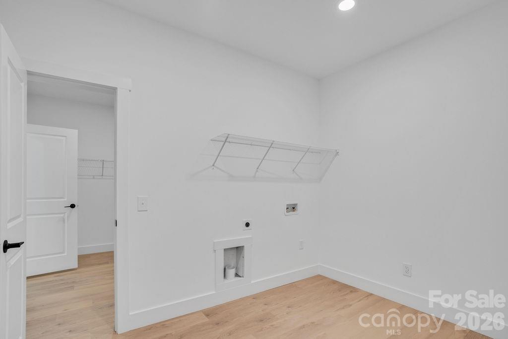 CLONINGER RIDGE - Residential