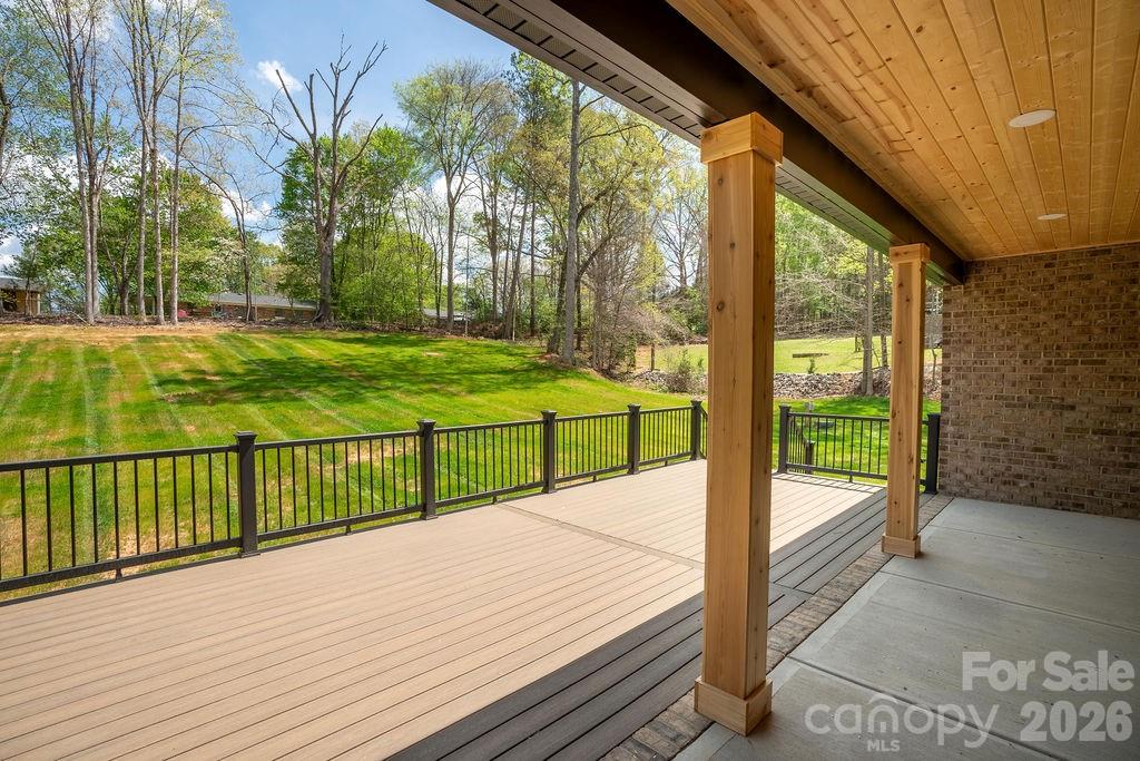 CLONINGER RIDGE - Residential