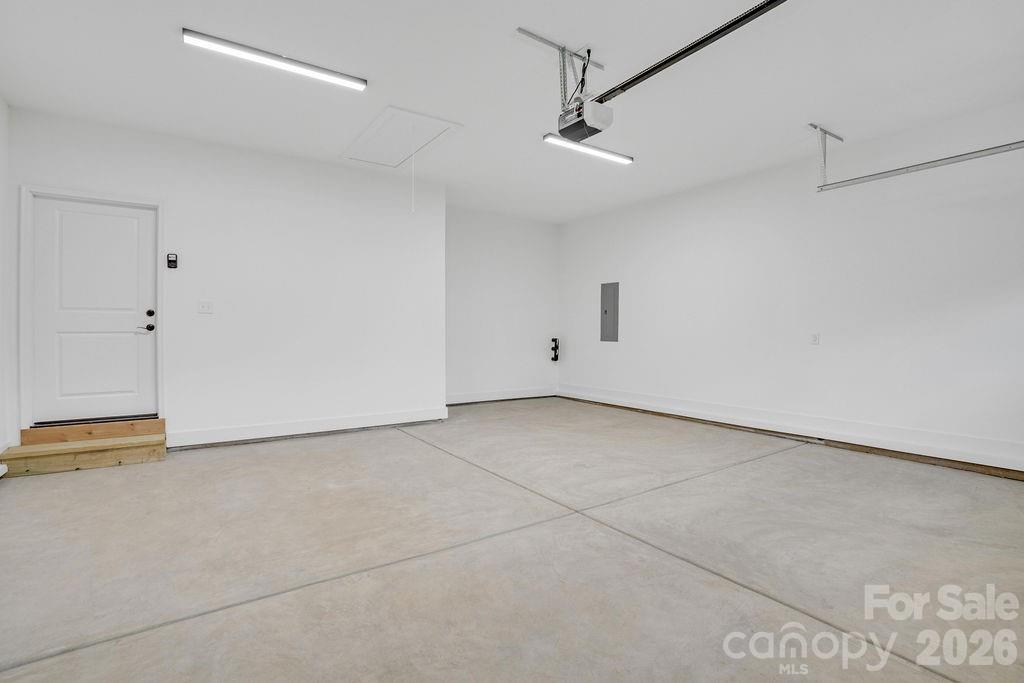 CLONINGER RIDGE - Residential