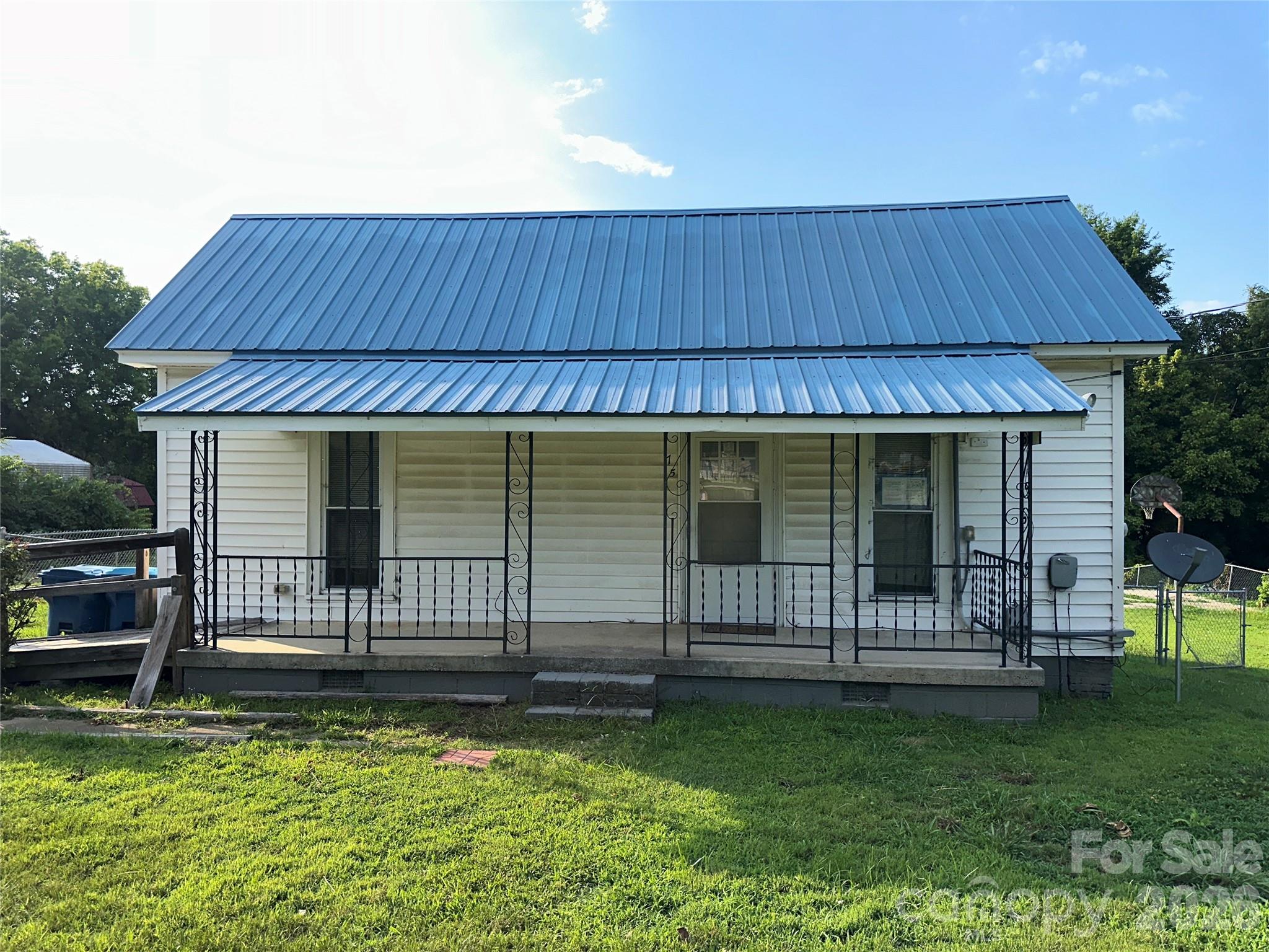 Photo 1 of 17 — 175 Grove Street, Cooleemee, NC 27014