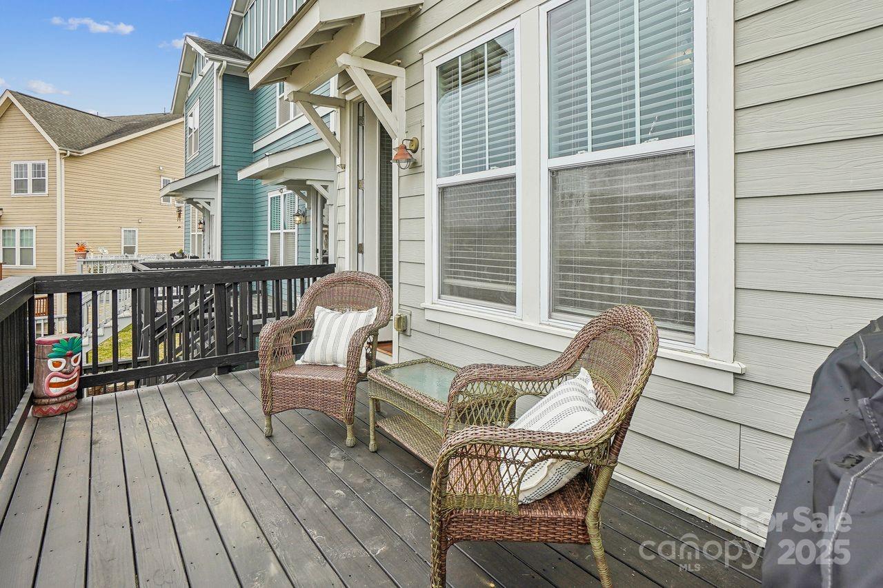 Riverwalk - Residential