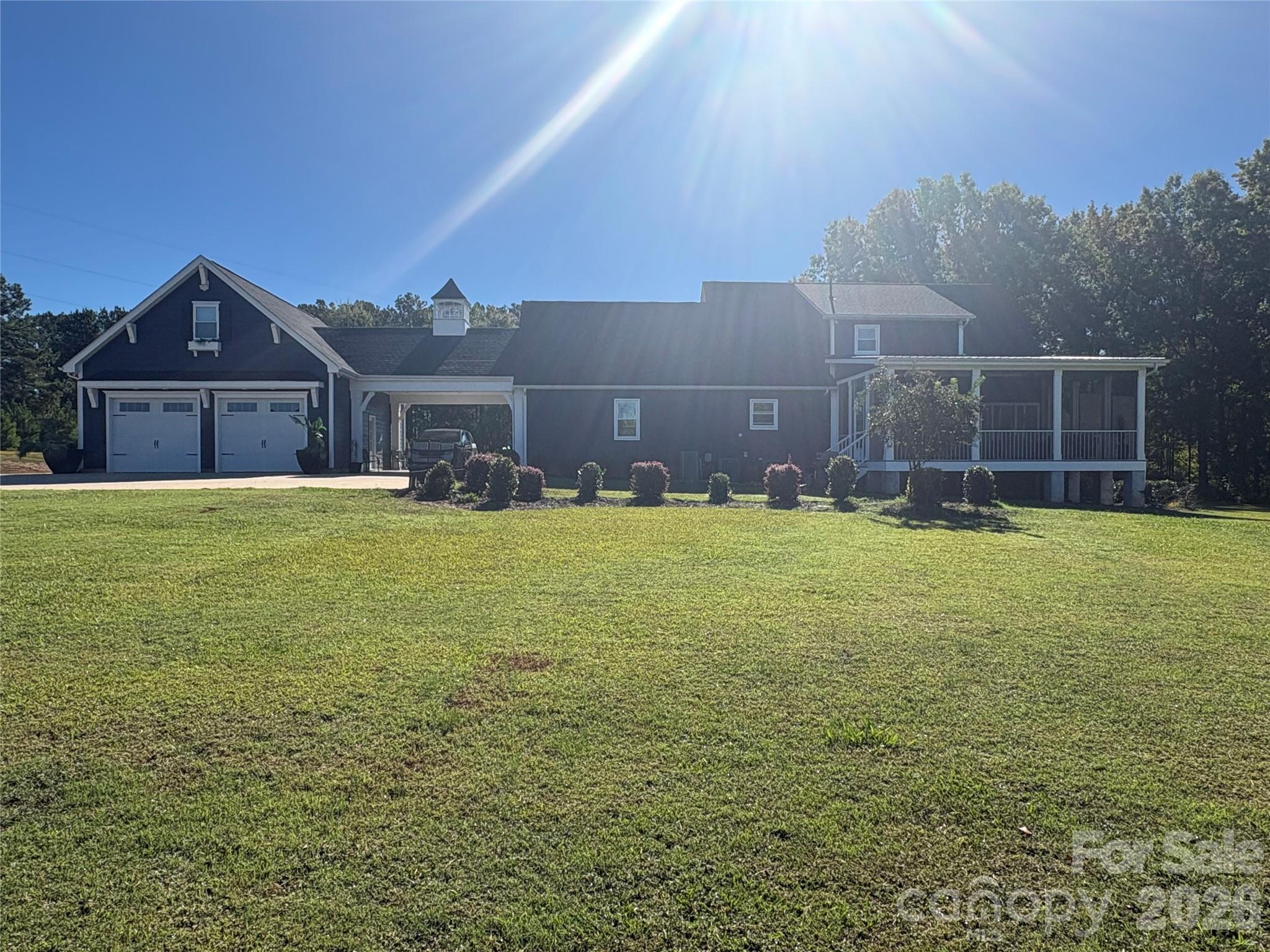 3076 Crestview Lane