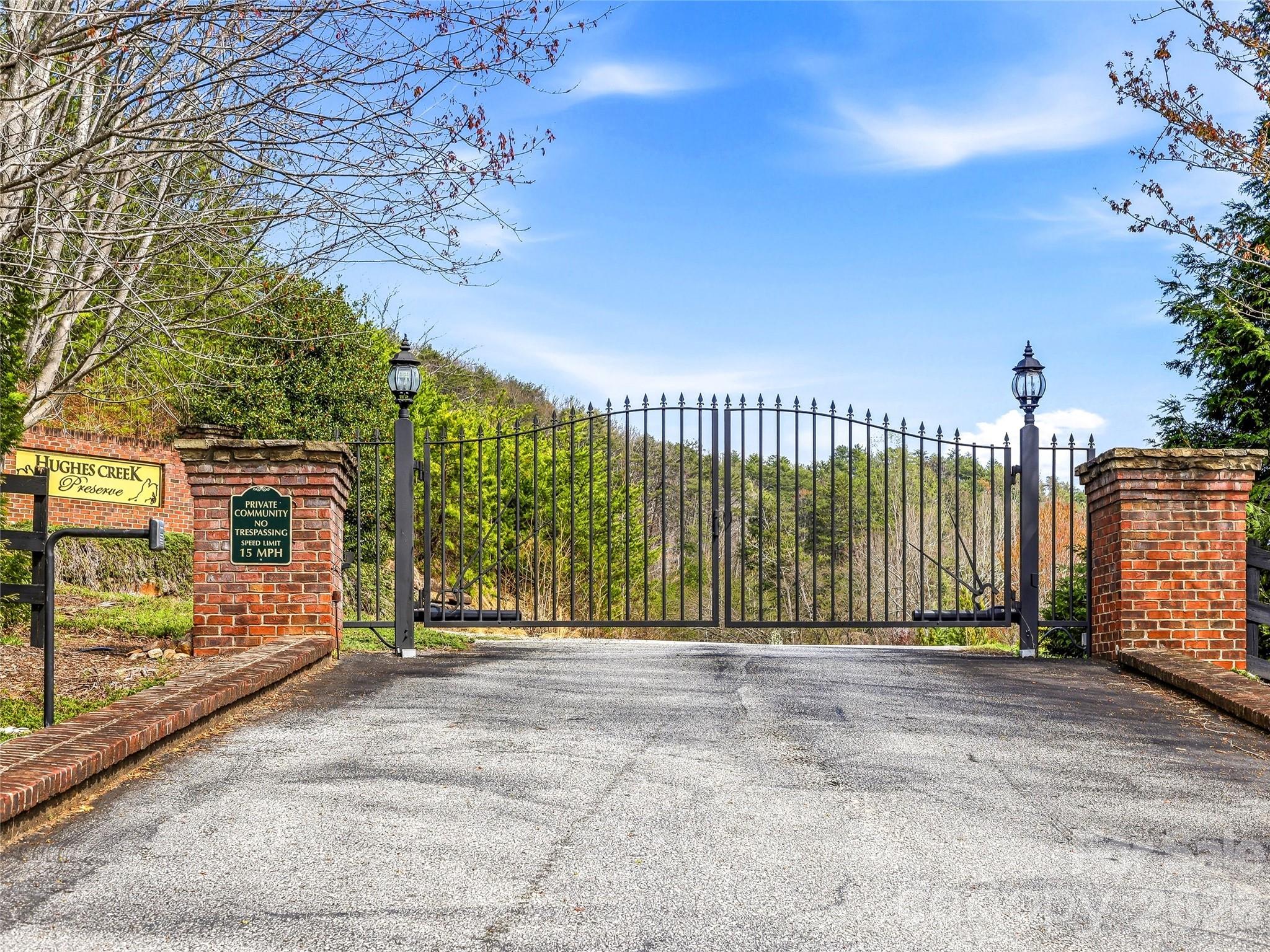 Hughes Creek Preserve - Residential