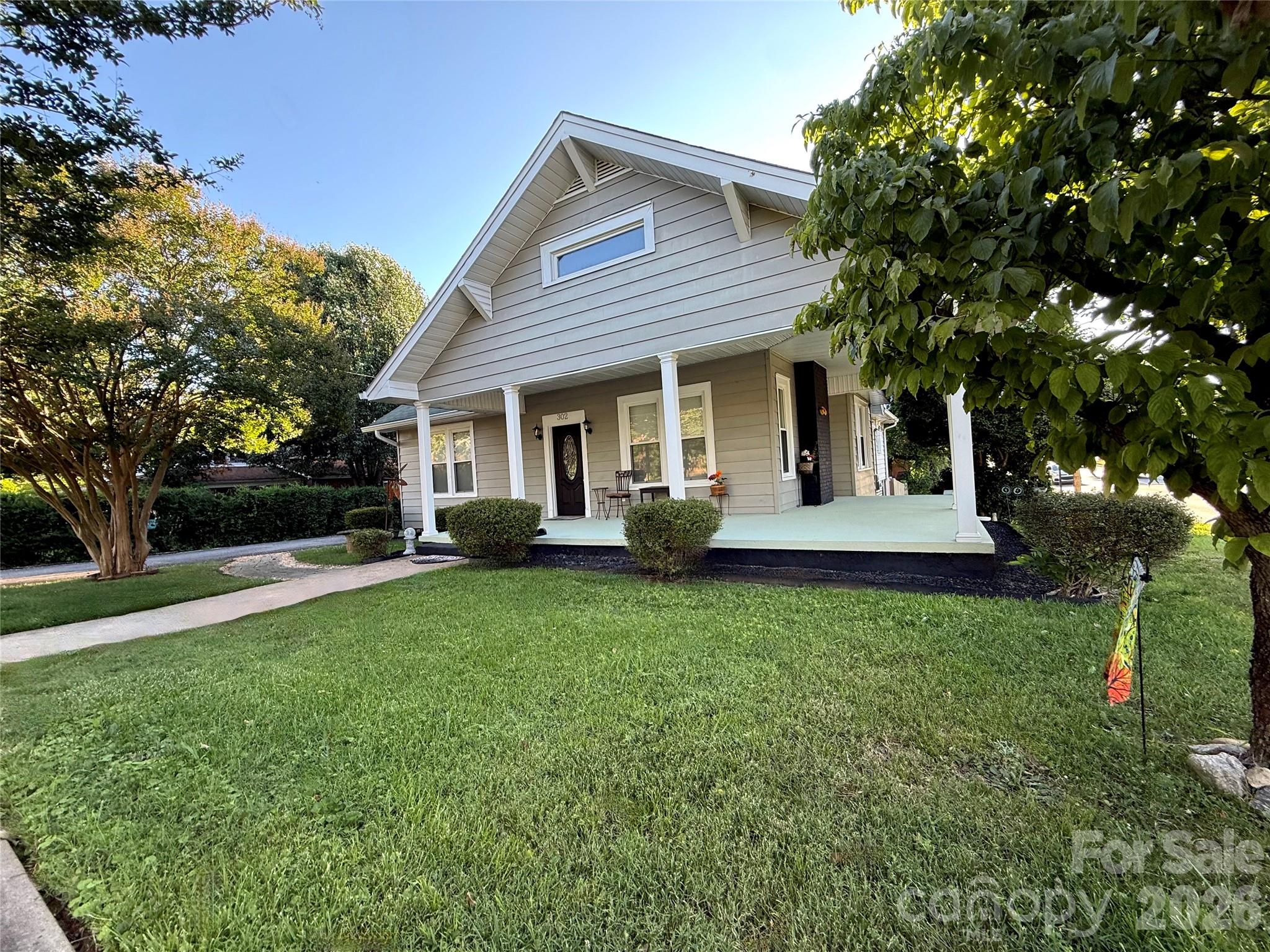 302 S College Avenue