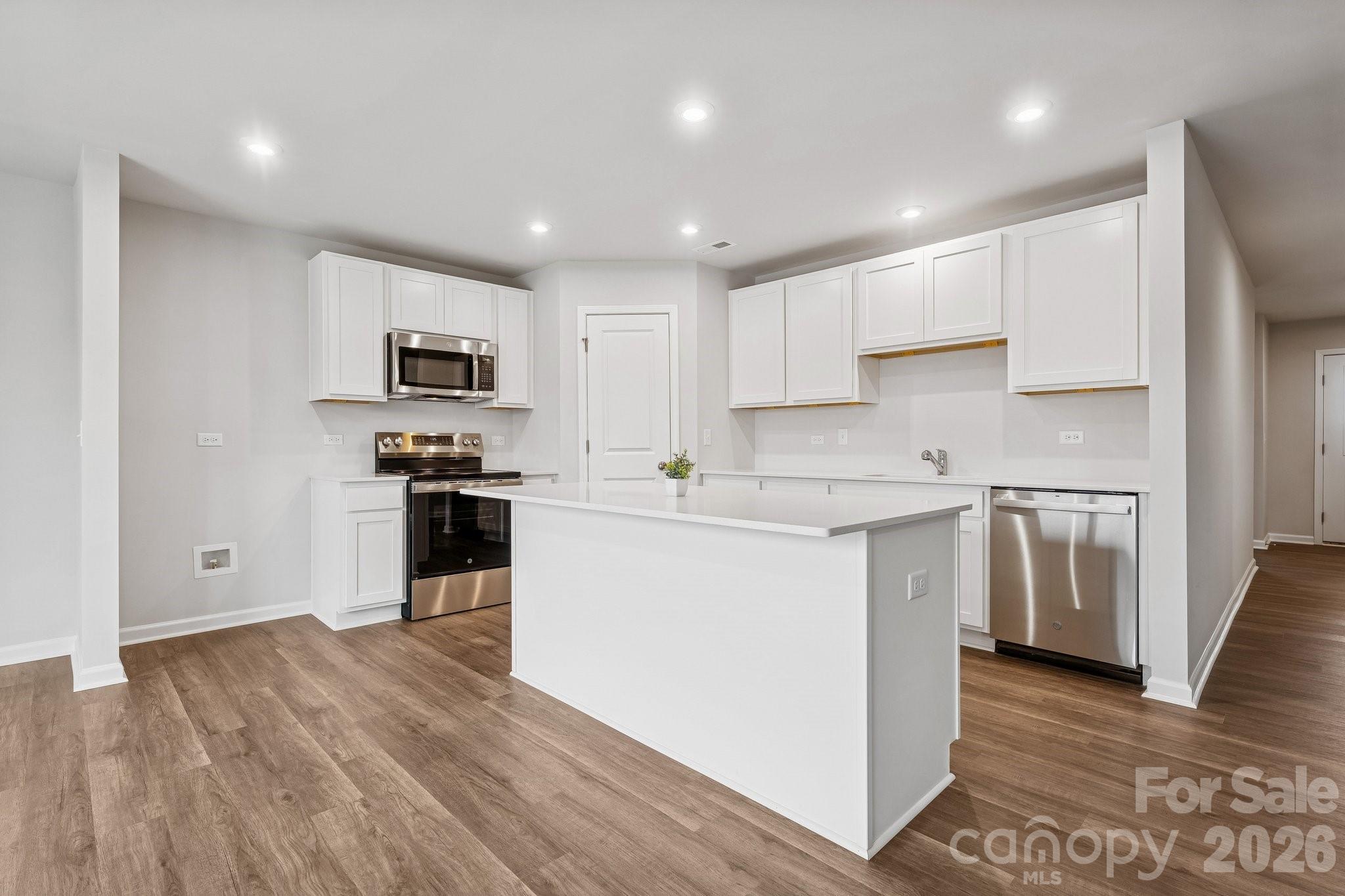 The Retreat at Laurelbrook - Residential