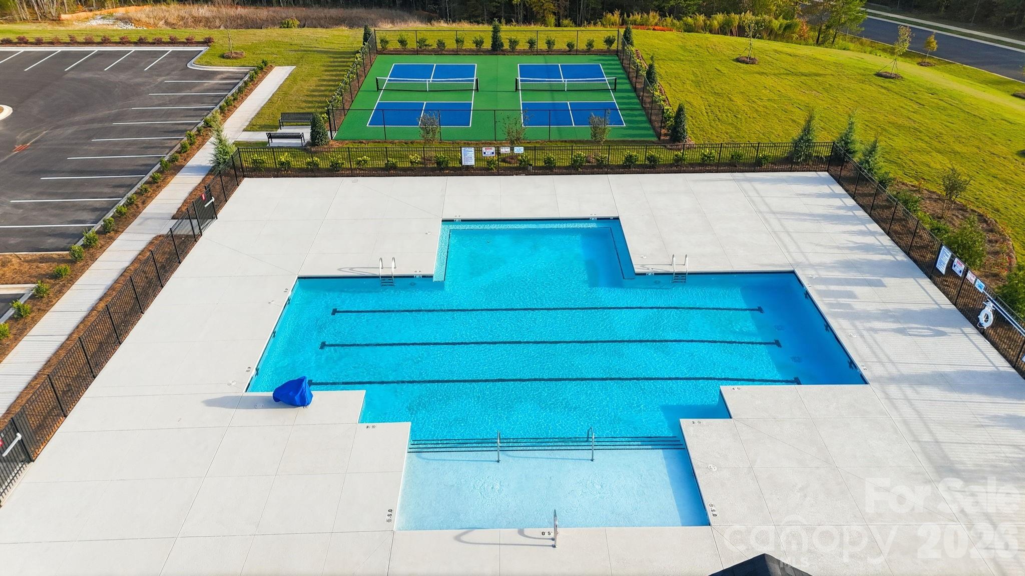 The Retreat at Laurelbrook - Residential