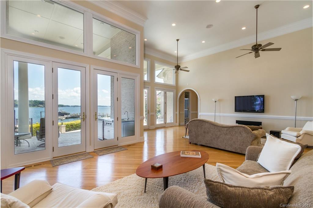 Governors Island - Residential