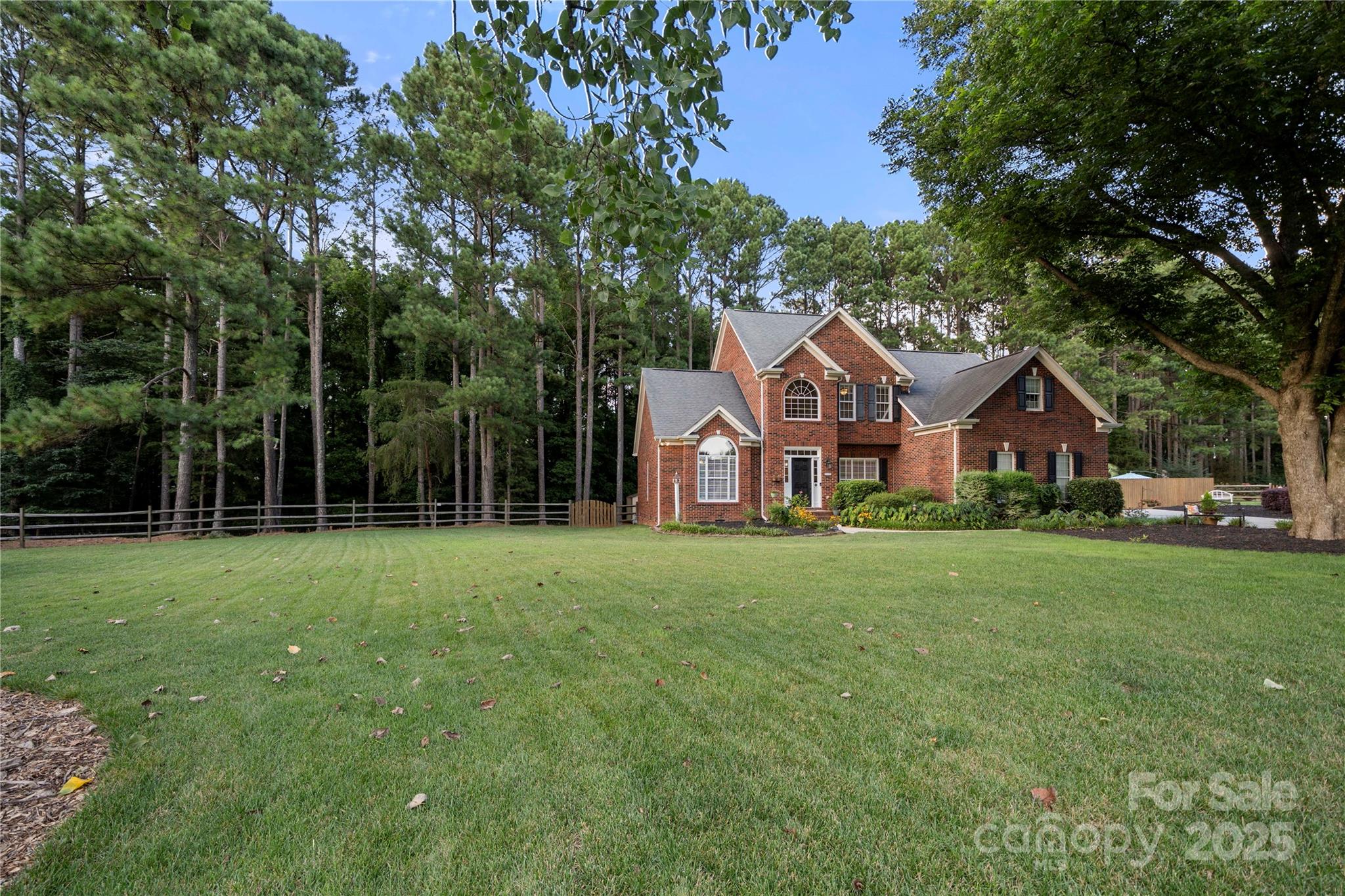 6195 Hunter Lane