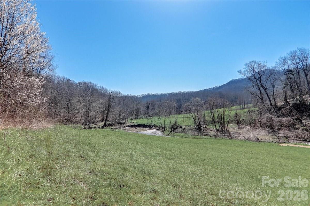 99999 Smokey Park Highway