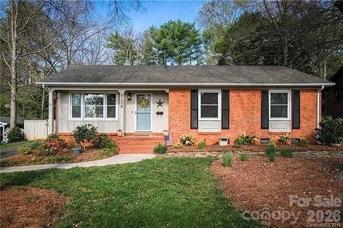 6736 Brookcrest Drive Charlotte NC 28210