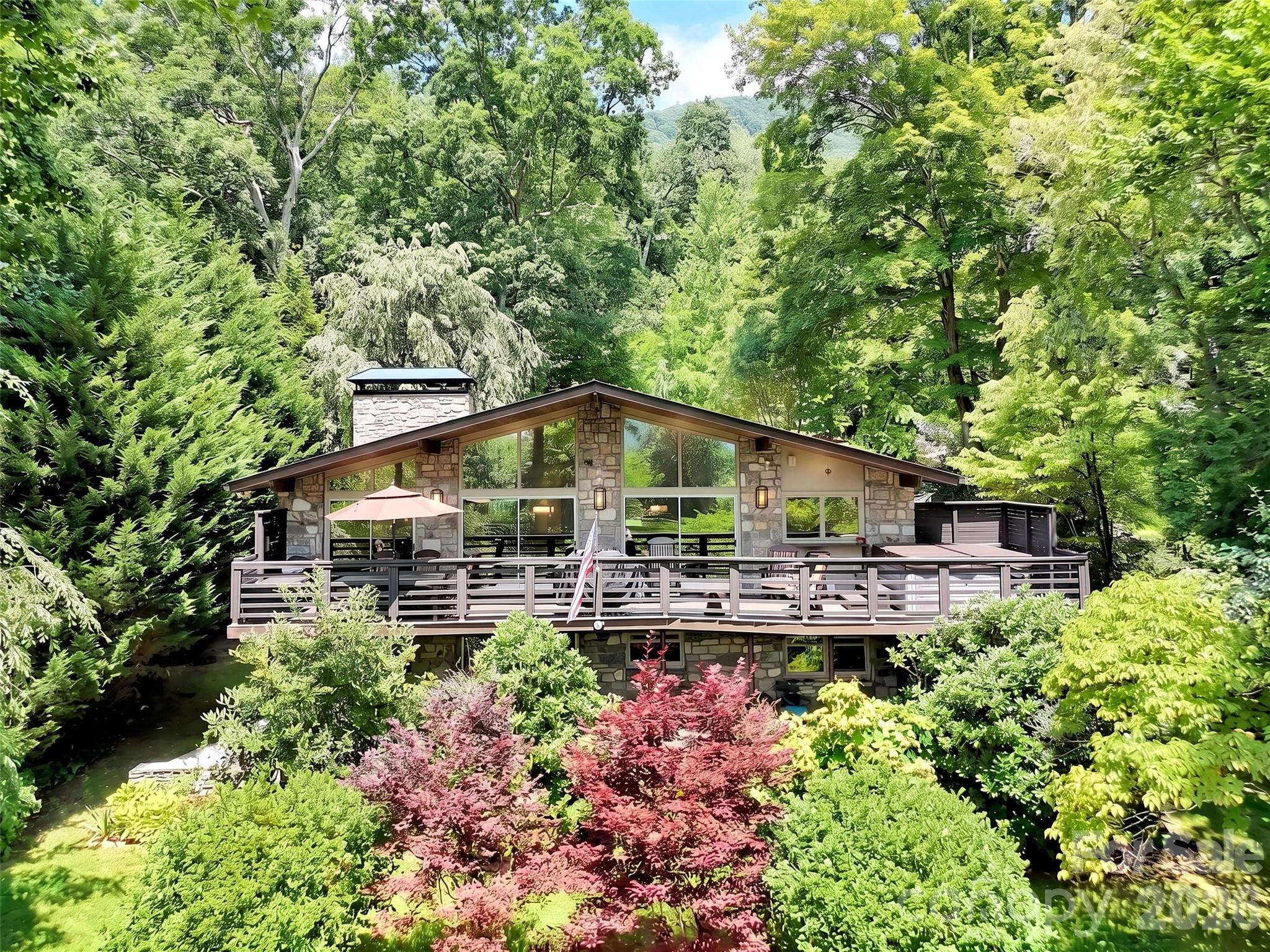 43 Red Oak Drive