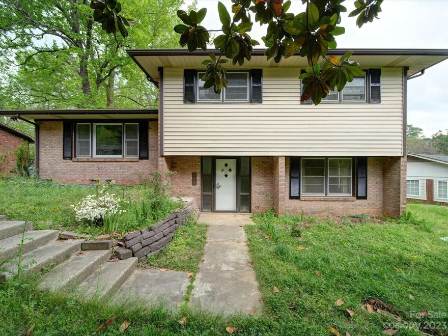 Welcome to this beautiful 3 bedroom, 3 bathroom home located in the heart of Charlotte! This charming property is situated near Albemarle Road Park and just minutes away from uptown Charlotte. Step inside and you'll find a large family room with plenty of space for entertaining guests as well as a formal living room and an office.  Enjoy your morning coffee or relax in the evening on the spacious deck surrounded by a fenced-in yard - perfect for hosting barbecues or gatherings with friends and family. Don’t miss out on this amazing opportunity to make this house your new home!