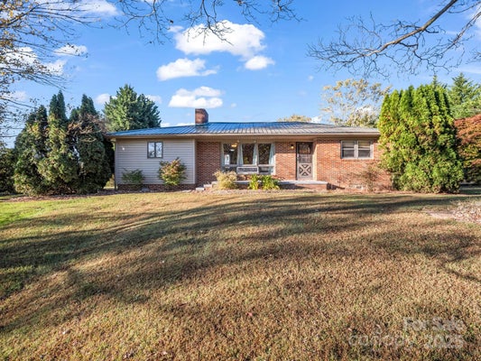 290 STEPP MILL RD, HENDERSONVILLE, NC 28792 - Image 6d5620ff525c22533422dcf21b074d32/771574438