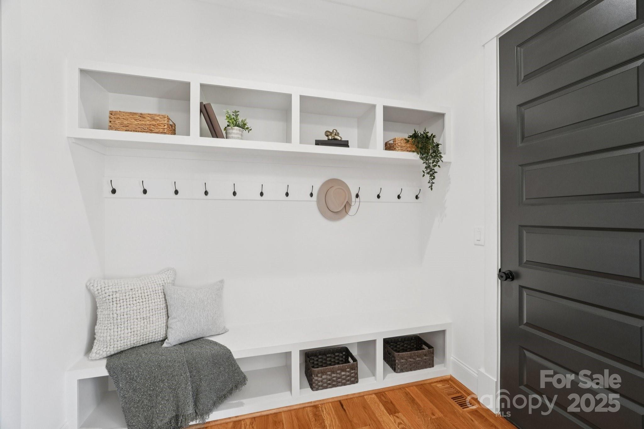 Lansdowne - Residential