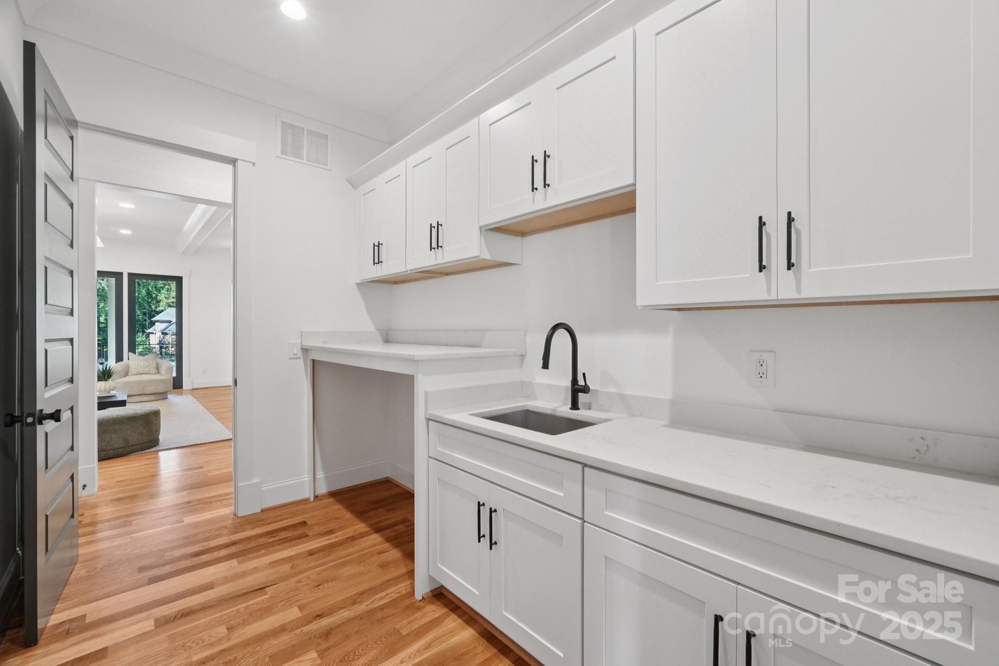 Lansdowne - Residential