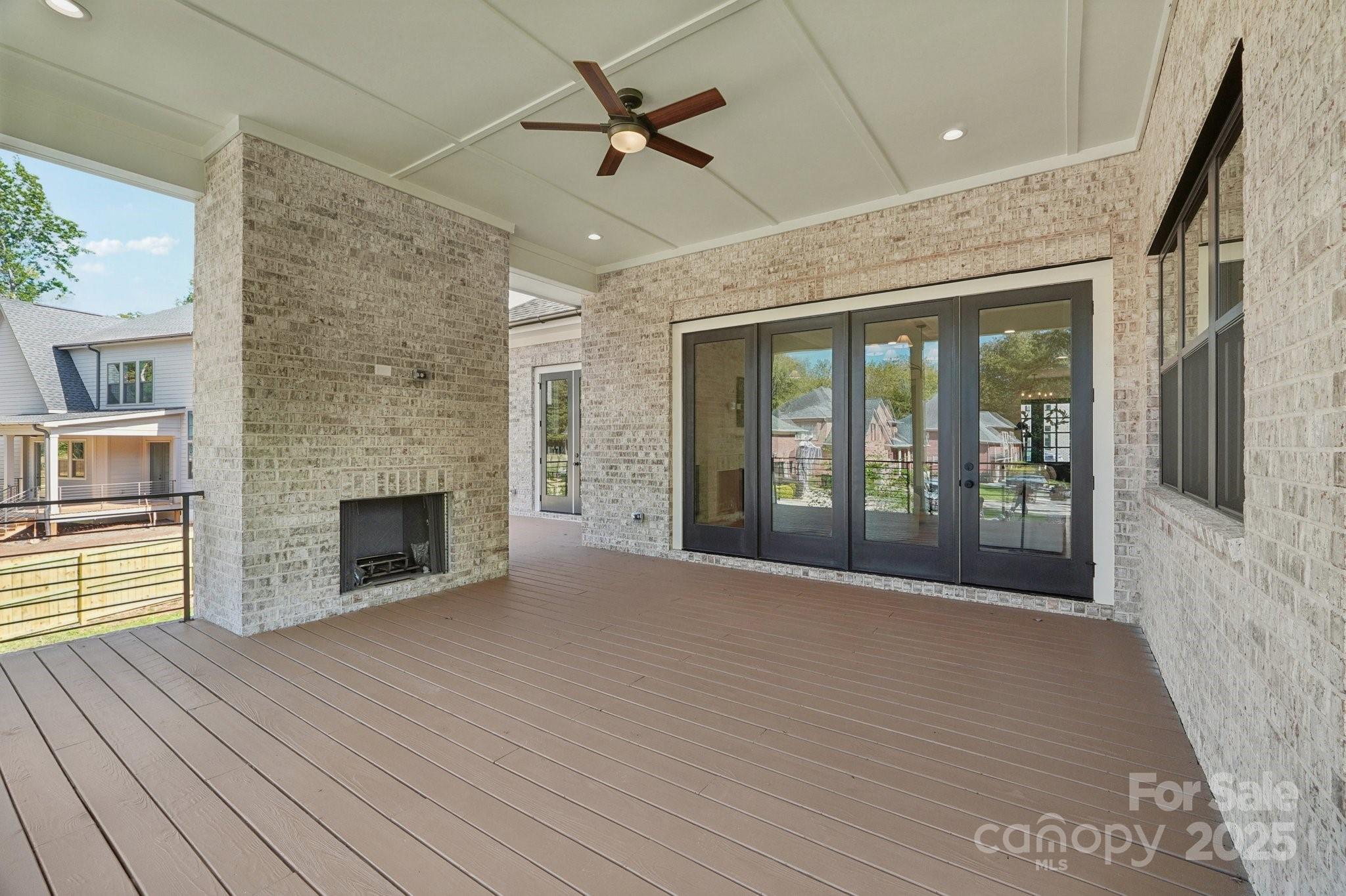 Lansdowne - Residential