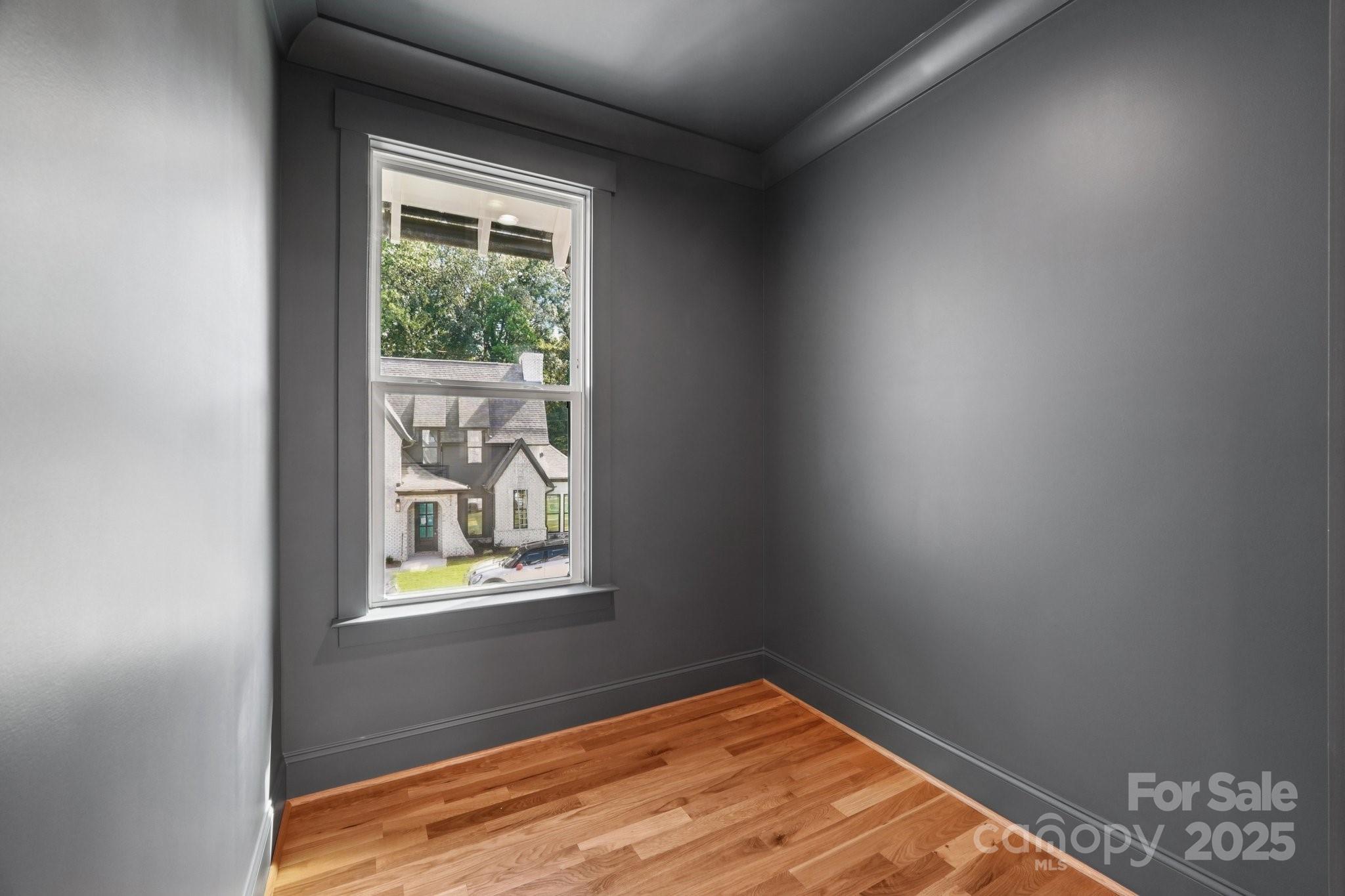 Lansdowne - Residential