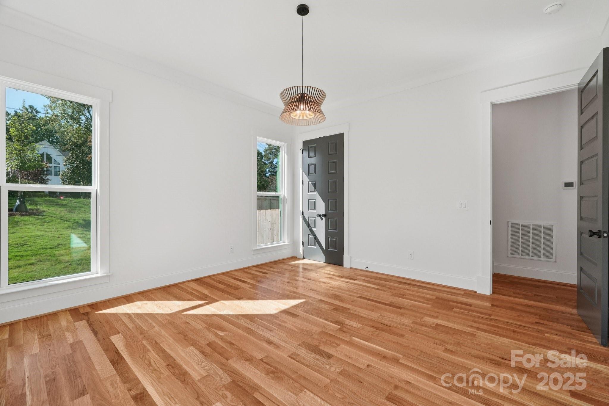 Lansdowne - Residential