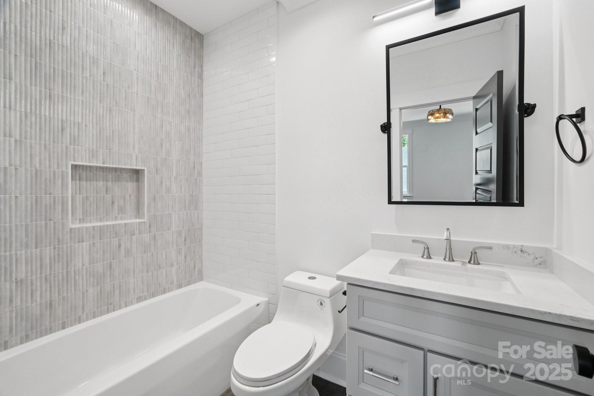 Lansdowne - Residential