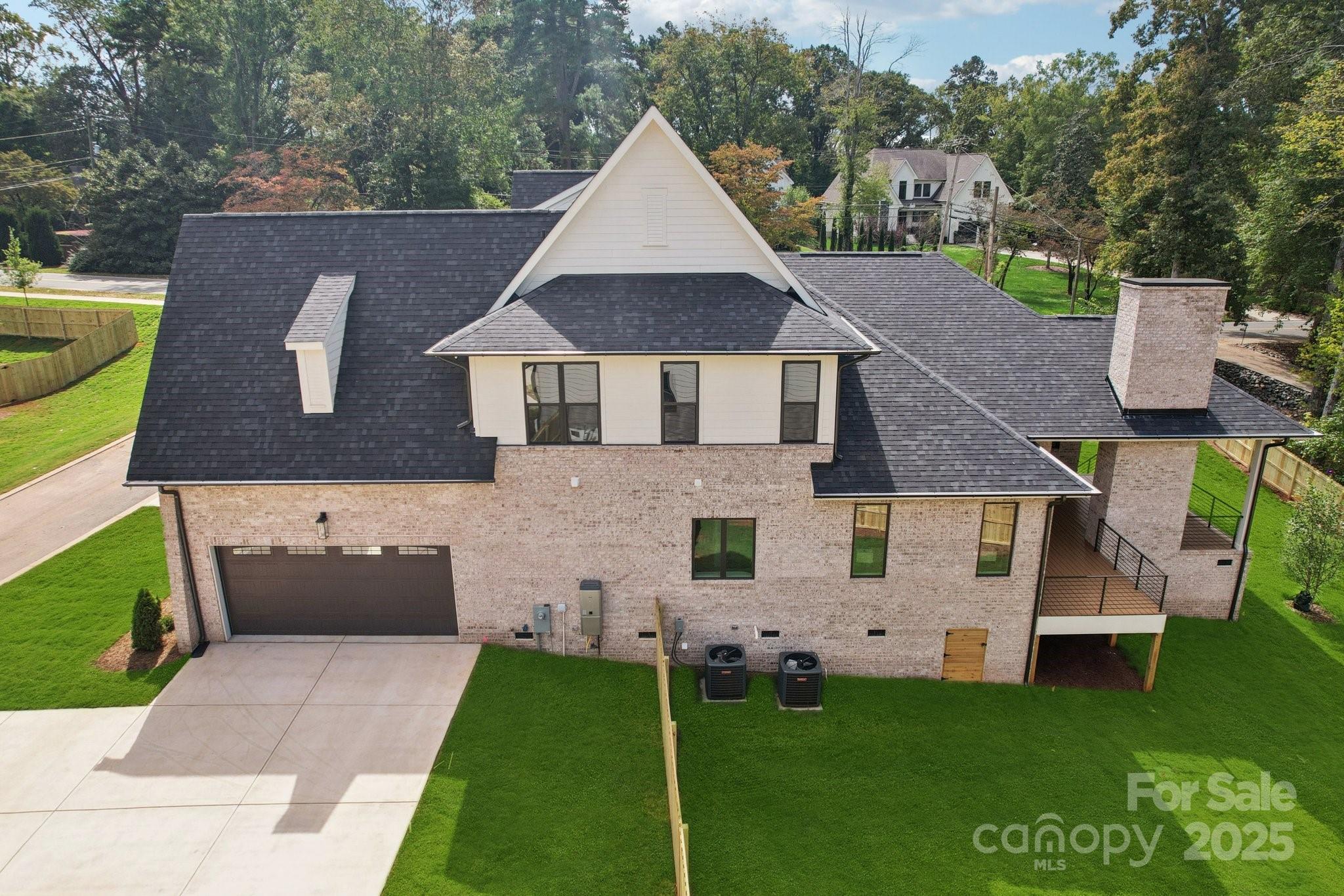 Lansdowne - Residential