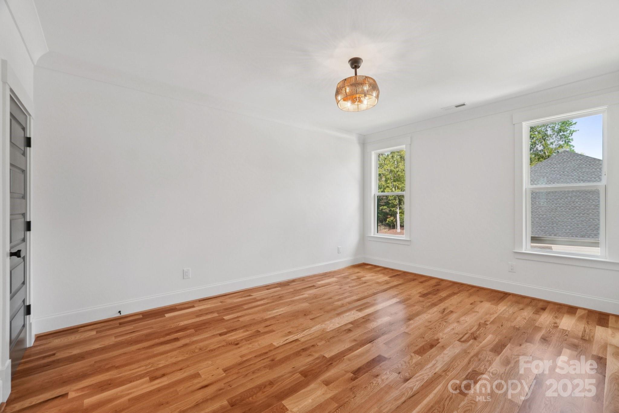 Lansdowne - Residential