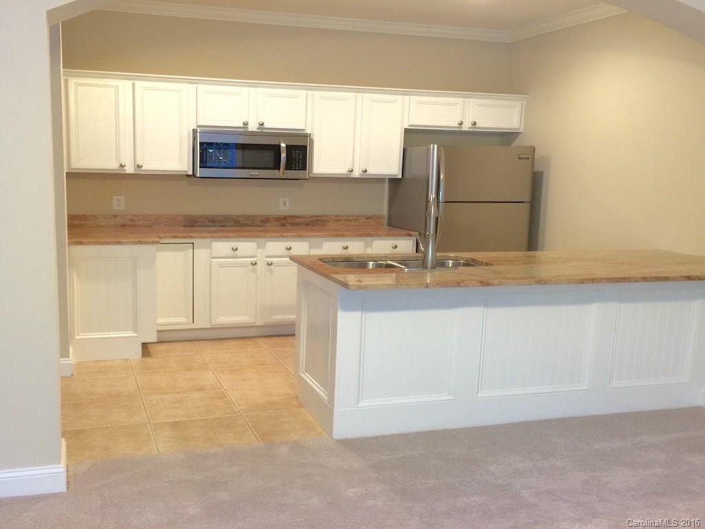 The Harbour At The Pointe - Residential