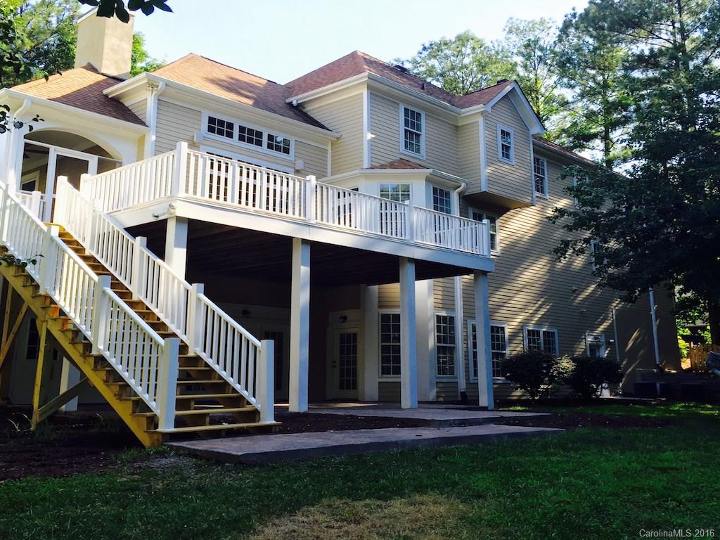 The Harbour At The Pointe - Residential