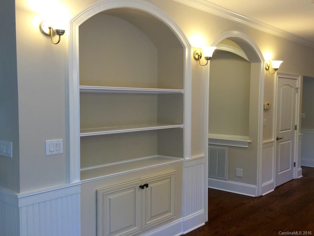 The Harbour At The Pointe - Residential