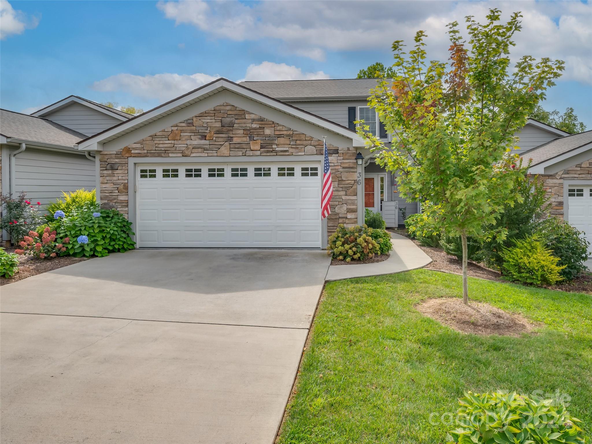 Royal Pines Village - Residential