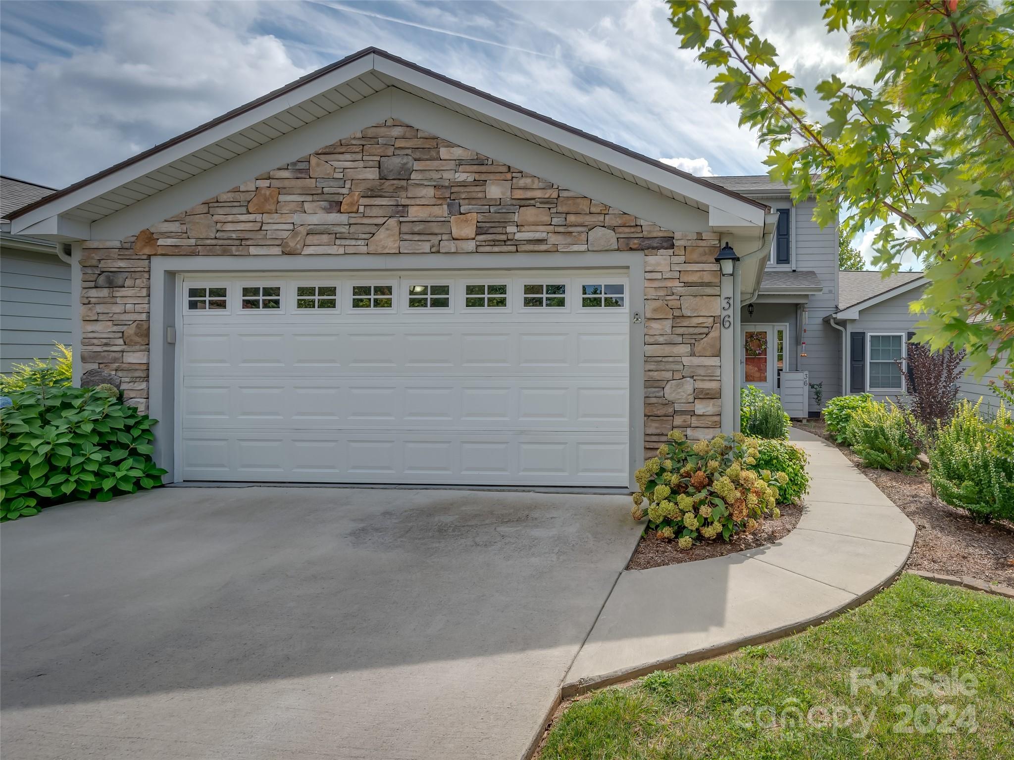 Royal Pines Village - Residential
