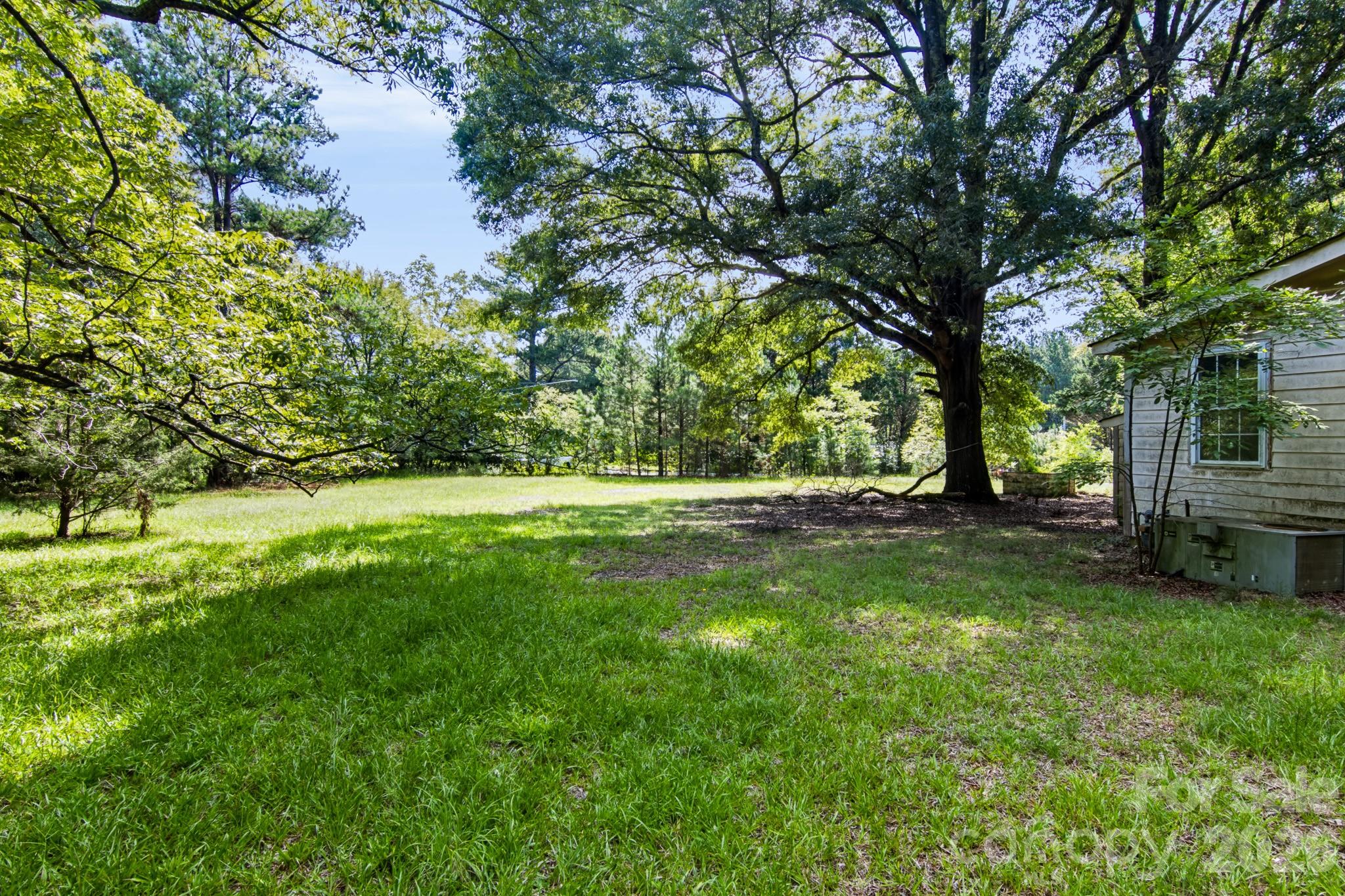 1407, 1403 Tucker Road