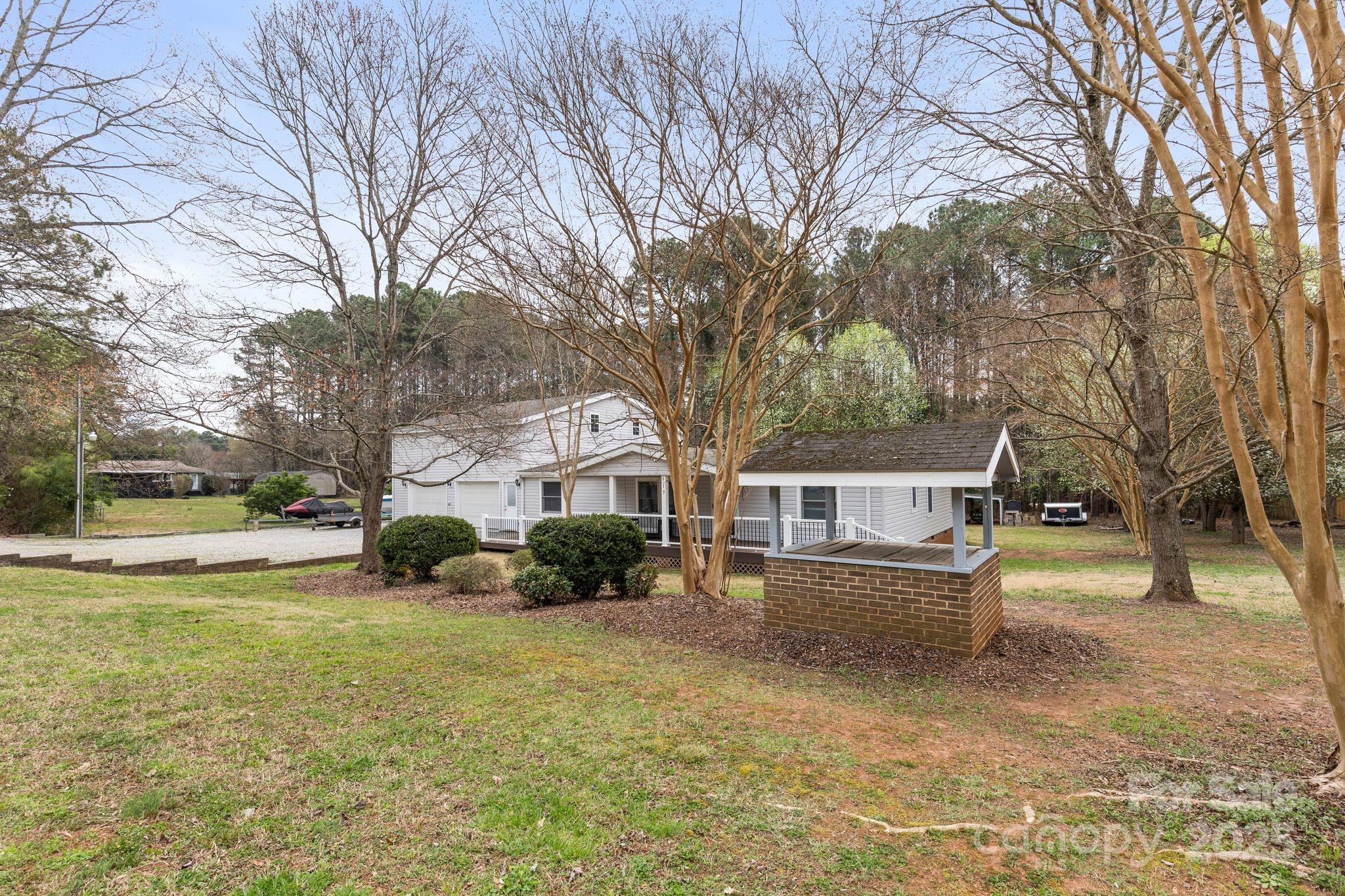 117 Pine Bluff Drive